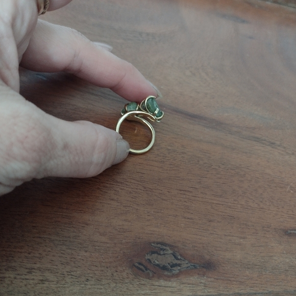 Vintage Sarah Coventry Twin Jades Ring - Picture 4 of 15